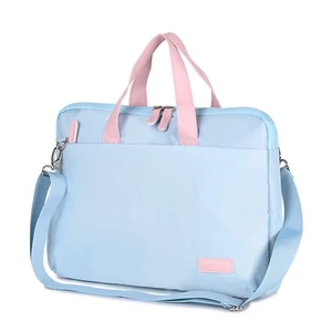 Kék-Rózsaszín Bőröndre Akasztható Laptoptáska