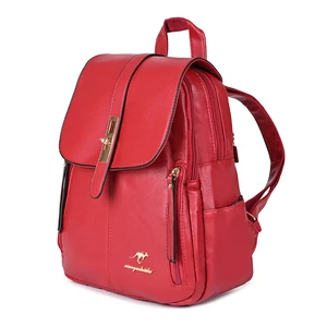 Piros Műbőr Női Hátitáska Arany Kiegészítőkkel