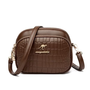 Barna Női Műbőr 3 Zsebes Oldaltáska