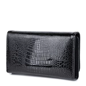 Fekete Hüllőbőr Mintás Lakk Patentos Pénztárca