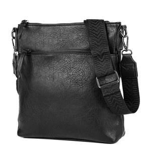 JGL Fekete Női Műbőr Oldaltáska