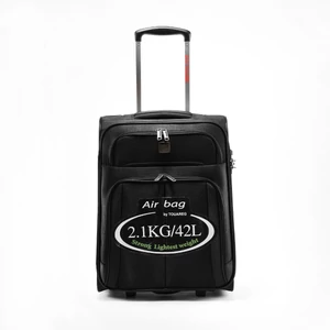 Touareg Extra Könnyű Fekete Nagy Méretű Bőrönd