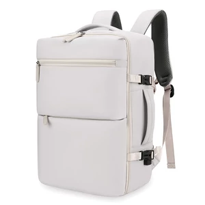 Kép 1/2 - Bézs Vízlepergető Elsőbbségi Fedélzeti Hátizsák (43x30x17 cm)