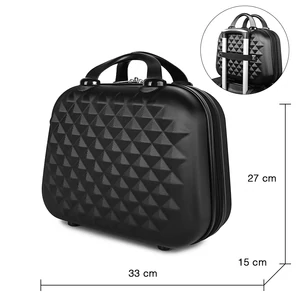 Kép 4/6 - Fekete Bőröndre Akasztható Táska (27 x 33 x 15)