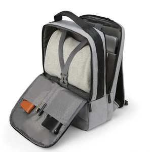 Kép 8/10 - Fekete Utazó Hátitáska