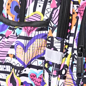 Kép 6/11 - CoolPack Sokszínű Szívecske Mintás Ergonomikus Iskolatáska