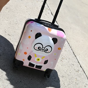 Kép 6/6 - D&B Rózsaszín Panda Mintás Gyerek Mini Bőrönd