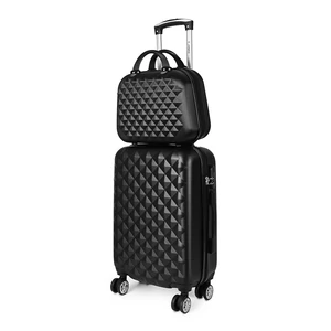 Kép 1/11 - Fekete Kis Méretű Négykerekű Csendes Bőrönd Utazótáskával