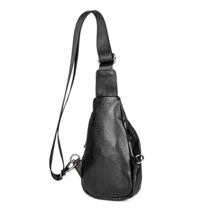 Kép 3/4 - Prestige Fekete Műbőr Keresztpántos Táska