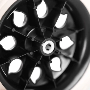 Kép 2/2 - Fehér Műanyag Bordázott Kerék Bevásárlókocsihoz