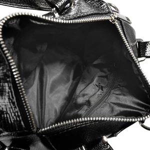 Kép 5/5 - Zellia Fekete Kockás Mintás Női Műbőr Váll- és Hátitáska