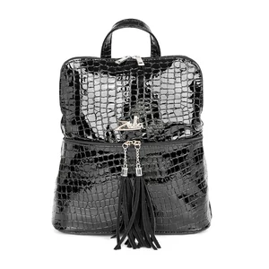Kép 2/4 - Zellia Fekete Krokodilbőr Mintás Hátitáska