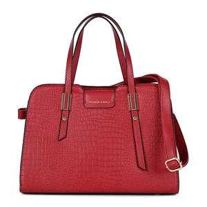 Kép 3/10 - Piros Hüllőbőr Mintás Kézitáska Szett