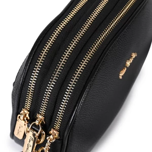 Kép 6/6 - Pierre Cardin Bézs Valódi Bőr Oldaltáska