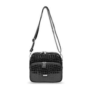 Kép 2/6 - Zellia Fekete Krokodilbőr Mintás Női Lakk Oldaltáska