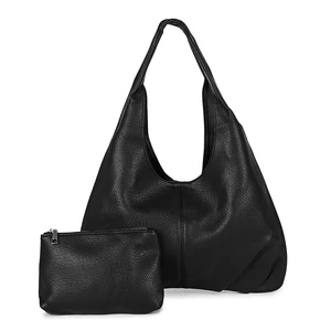 Kép 2/4 - Fekete Műbőr Női Válltáska Neszeszerrel