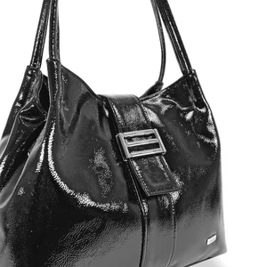 Kép 4/5 - Zellia Fekete Lakkozott Női Válltáska