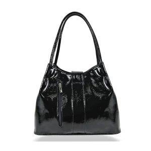 Kép 3/5 - Zellia Fekete Lakkozott Női Válltáska