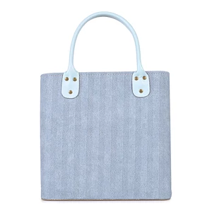 Kép 2/4 - Világoskék Kötött Mintás Kis Méretű Shopper Táska