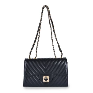 Kép 5/5 - Fekete Műbőr Válltáska Aranyozott Részletekkel