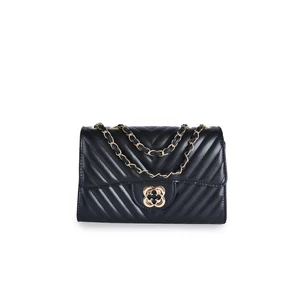 Kép 1/5 - Fekete Műbőr Válltáska Aranyozott Részletekkel