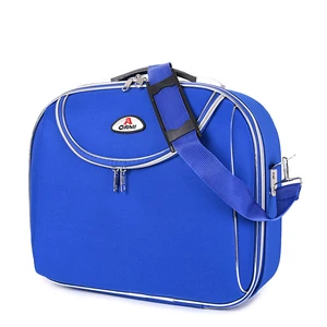 Kép 1/5 - Ormi Kék Nagy Méretű Bőröndre Akasztható Táska