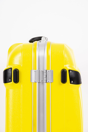 LDV Közepes Méretű Sárga Műanyag Kemény Bőrönd ( 66 x 48 x 34 cm)