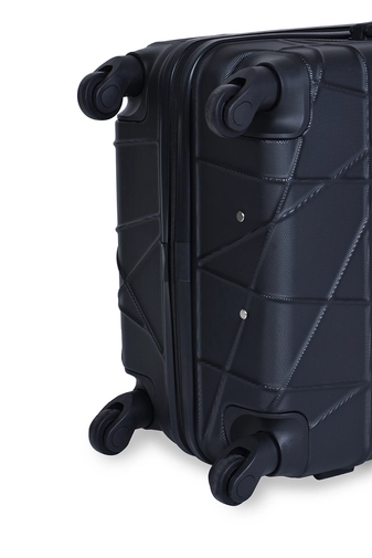 Fekete Keményfalú Közepesméretű Bőrönd